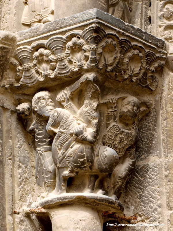 LUCHA DE CABALLERO Y DOS PEONES